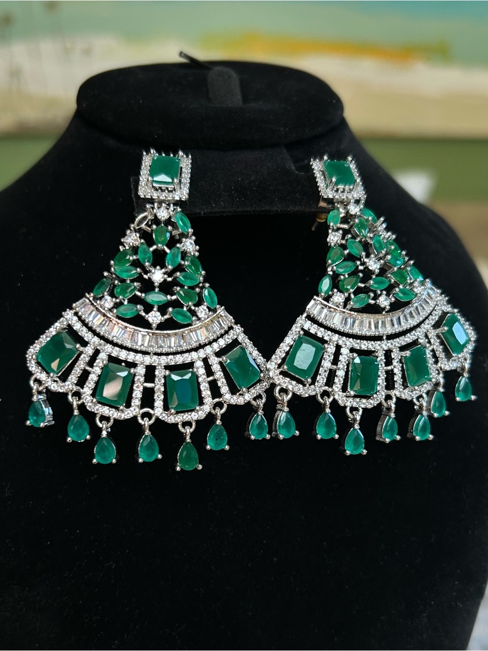 Emerald Green Crystal Chandelier Drop Earrings